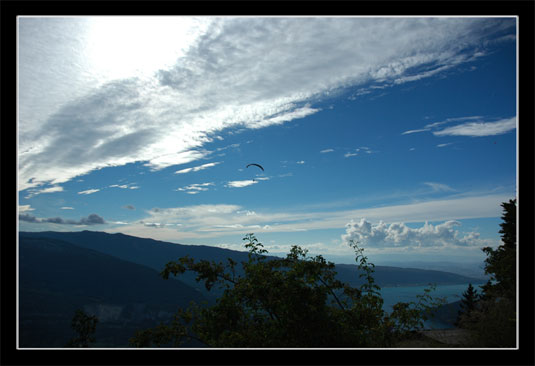 Parapentiste col de la Forclaz