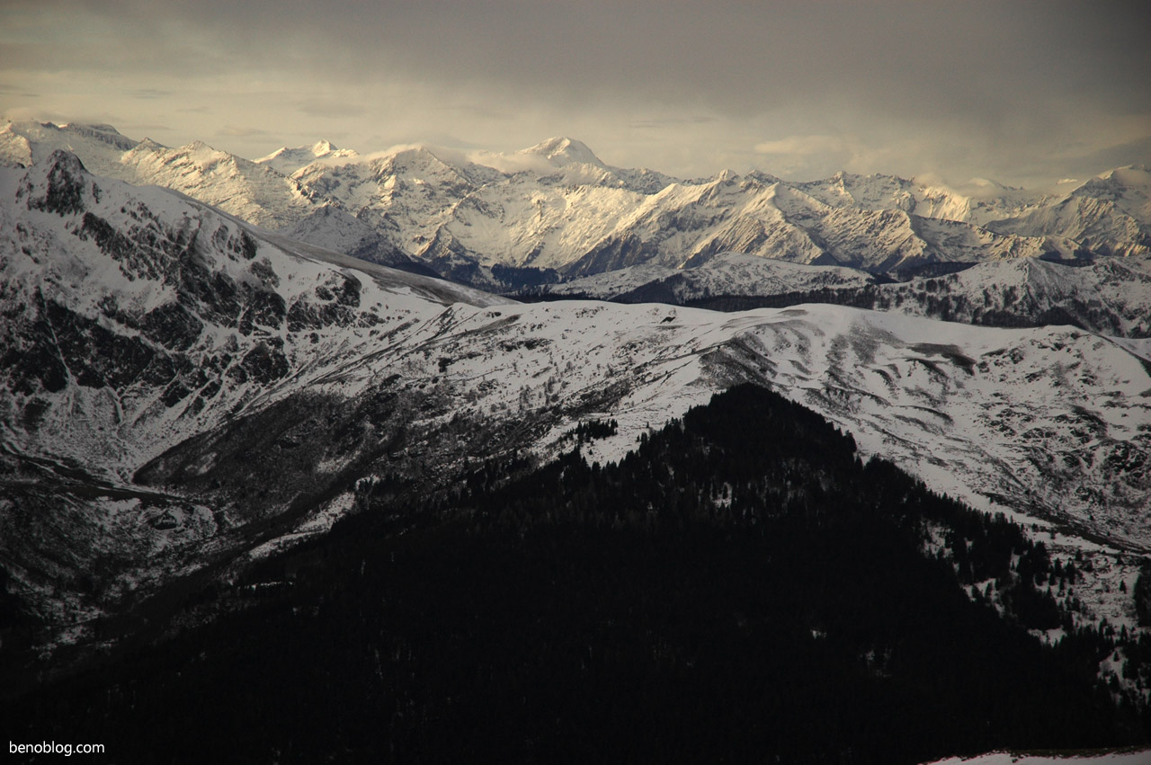 Nuit à la cabane des Gardes et rocher de Batail